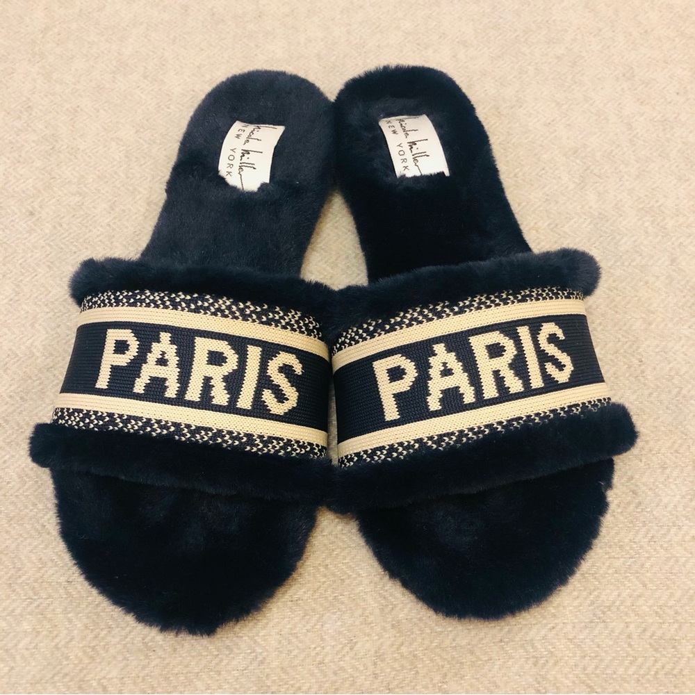 Nicole Miller NEW YORK Fuzzy Navy Paris Slides Size 7.5